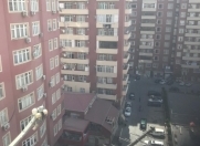 Satılır 3 otaqlı 130 m2 yeni tikili Ayna Sultanova heykəli