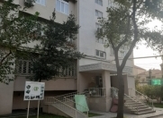 Satılır 2 otaqlı 52.4 m2 köhnə tikili Ayna Sultanova heykəli