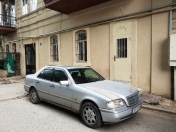 İcarəyə verilir 4 otaqlı 63 m2 ofis Nizami m.