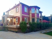 Satılır 7 otaqlı 850 m2 bağ evi Mərdəkan