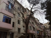Satılır 3 otaqlı 60 m2 köhnə tikili Azadlıq prospekti m.