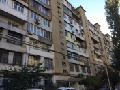 Satılır 1 otaqlı 50 m2 köhnə tikili 8 mkr