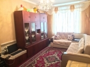 Satılır 2 otaqlı 60 m2 köhnə tikili Əhmədli m.