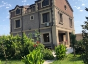 Satılır 6 otaqlı 330 m2 bağ evi Albalı