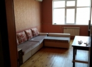 Satılır 4 otaqlı 100 m2 köhnə tikili Y.Günəşli