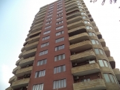 Satılır 1 otaqlı 400 m2 obyekt Nizami m.