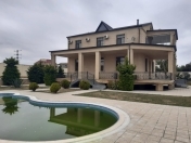 Satılır 7 otaqlı 420 m2 bağ evi Mərdəkan