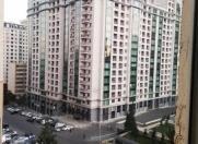 Satılır 2 otaqlı 65 m2 köhnə tikili Yasamal r.