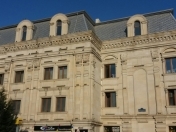 Satılır 10 otaqlı 660 m2 obyekt Elmlər Akademiyası m.