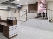 İcarəyə verilir 5 otaqlı 250 m2 obyekt Nizami m.