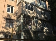 Satılır 3 otaqlı 63 m2 köhnə tikili Sevinc k/t