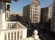 Satılır 4 otaqlı 101 m2 köhnə tikili Sahil bağı