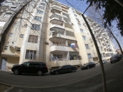 Satılır 3 otaqlı 135 m2 yeni tikili 8 mkr