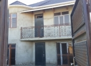 Satılır 6 otaqlı 210 m2 həyət evi Əmircan