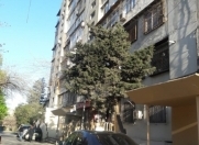 Satılır 2 otaqlı 56 m2 köhnə tikili İnşaatçılar m.