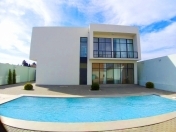 Satılır 4 otaqlı 220 m2 bağ evi Mərdəkan