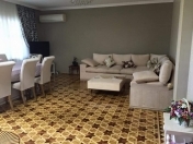 Satılır 5 otaqlı 120 m2 köhnə tikili Azadlıq prospekti m.