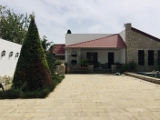 Satılır 4 otaqlı 150 m2 bağ evi Şüvəlan Park ticarət mərkəzi