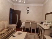Satılır 3 otaqlı 65 m2 köhnə tikili Əhmədli m.