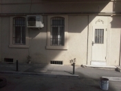 İcarəyə verilir 4 otaqlı 70 m2 ofis Nizami m.