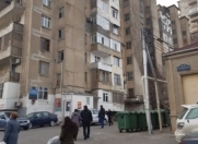 Satılır 2 otaqlı 58 m2 köhnə tikili İnşaatçılar m.