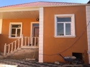 Satılır 3 otaqlı 100 m2 həyət evi Binəqədi