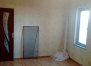 Satılır 2 otaqlı 42 m2 köhnə tikili İnşaatçılar m.