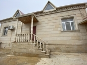Satılır 3 otaqlı 120 m2 həyət evi Əmircan