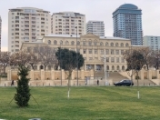 İcarəyə verilir 3 otaqlı 130 m2 ofis Yasamal r.