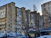 Satılır 3 otaqlı 85 m2 köhnə tikili İnşaatçılar m.
