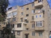 Satılır 3 otaqlı 70 m2 köhnə tikili İnşaatçılar m.