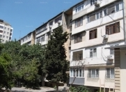 Satılır 3 otaqlı 72 m2 köhnə tikili İnşaatçılar m.