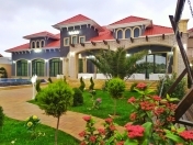 Satılır 7 otaqlı 280 m2 bağ evi Mərdəkan