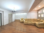 İcarəyə verilir 3 otaqlı 90 m2 yeni tikili Nizami r.