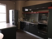 Satılır 4 otaqlı 175 m2 yeni tikili Azərbaycan Dillər Universiteti