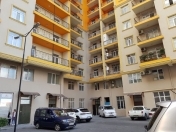 Satılır 3 otaqlı 132 m2 yeni tikili 8 mkr