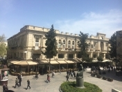 İcarəyə verilir 2 otaqlı 70 m2 köhnə tikili Azərbaycan kinoteatrı