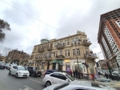 İcarəyə verilir 6 otaqlı 250 m2 köhnə tikili Park Bulvar