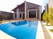 Satılır 4 otaqlı 100 m2 bağ evi Mərdəkan