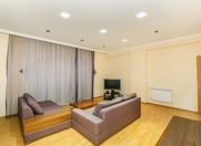 İcarəyə verilir 3 otaqlı 150 m2 ofis Sahil m.