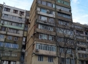 Satılır 2 otaqlı 55 m2 köhnə tikili Ayna Sultanova heykəli
