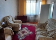 Satılır 3 otaqlı 999 m2 köhnə tikili 3 mkr