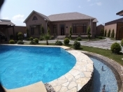 Satılır 4 otaqlı 200 m2 bağ evi Mərdəkan