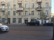 Satılır 2 otaqlı 60 m2 köhnə tikili Yasamal r.
