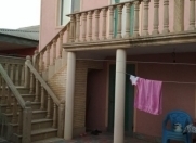 Satılır 6 otaqlı 240 m2 həyət evi Qaraçuxur