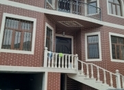 Satılır 6 otaqlı 280 m2 həyət evi Qaraçuxur