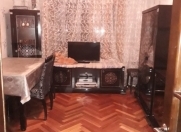 Satılır 2 otaqlı 50 m2 köhnə tikili İctimai telekanalı