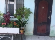 İcarəyə verilir 1 otaqlı 40 m2 köhnə tikili A.S.Puşkin parkı