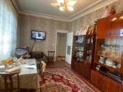 Satılır 2 otaqlı 50 m2 köhnə tikili 8 mkr