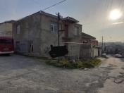 Satılır 4 otaqlı 200 m2 həyət evi Qaraçuxur